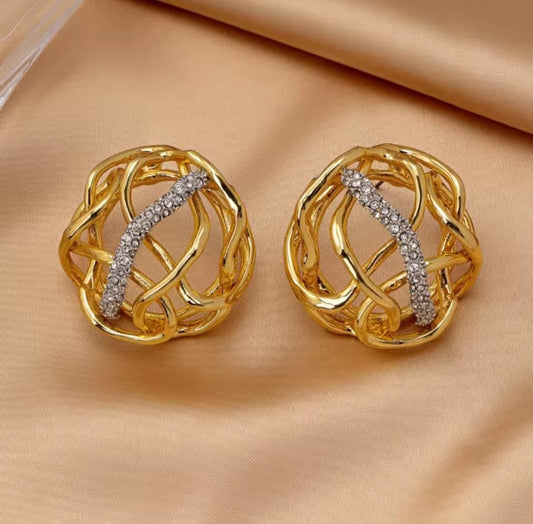 Dileyna™ Retro Industrial Two-Tone Hollow Geometric Stud Earrings