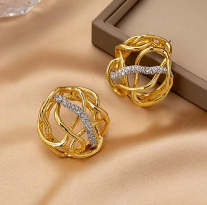 Dileyna™ Retro Industrial Two-Tone Hollow Geometric Stud Earrings