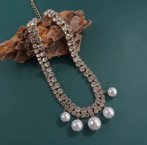Nicolete™ Gold Leaf Pearl Organic Statement Necklace