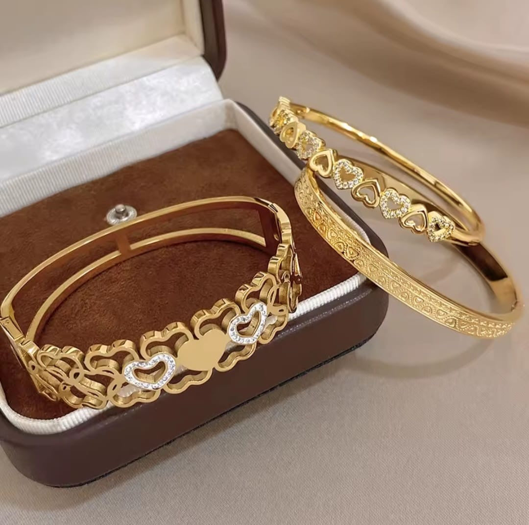 Maya™ Romantic Heart Scroll Hollow Bracelet
