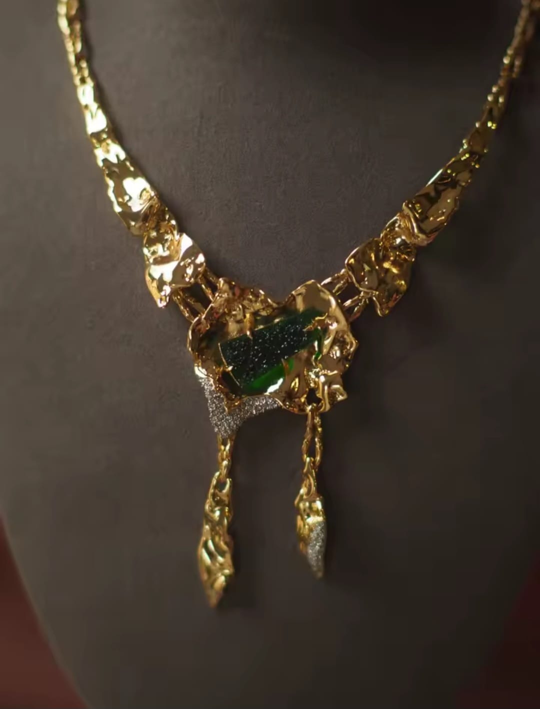 Solana™ Emerald Minimalist Designer Necklace