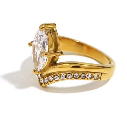 Arielle™ 18K Gold Crown Zircon Ring – Elegant Tarnish-Resistant Jewelry