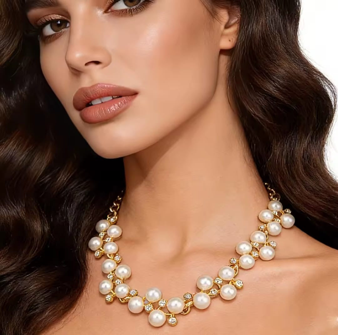 Crystalina™ Romantic Pearl & Crystal Cluster Gold Necklace