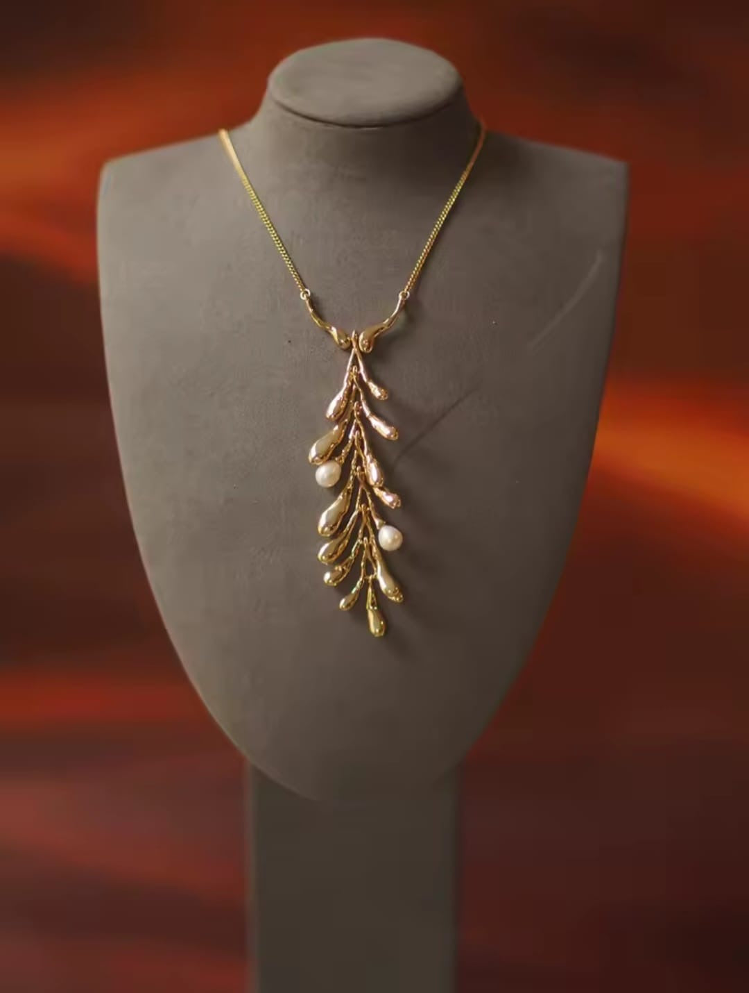 Aliona™ Industrial Minimalist Pearl Leaf Pendant Necklace