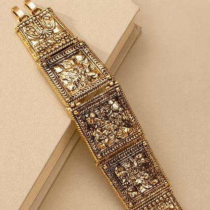 Bellatrix™ Vintage Industrial Relief Statement Bracelet – Literary Retro Designer Jewelry