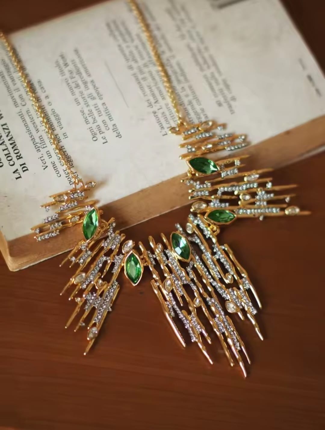 Corsia™ Ghost Design Statement Necklace