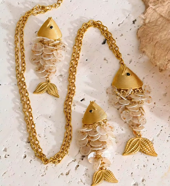 Fiorina™ Ocean Resin Fish Jewelry Set – Handmade Gold Stainless Steel Necklace & Earrings