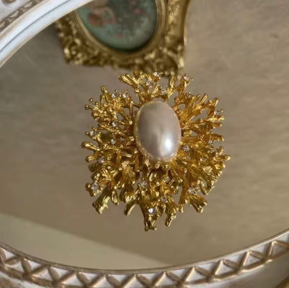 Gervont™ Vintage Floral Enamel Brooch