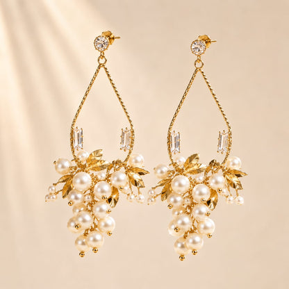Euforia™ Vintage Natural Pearl Luxury Drop Earrings