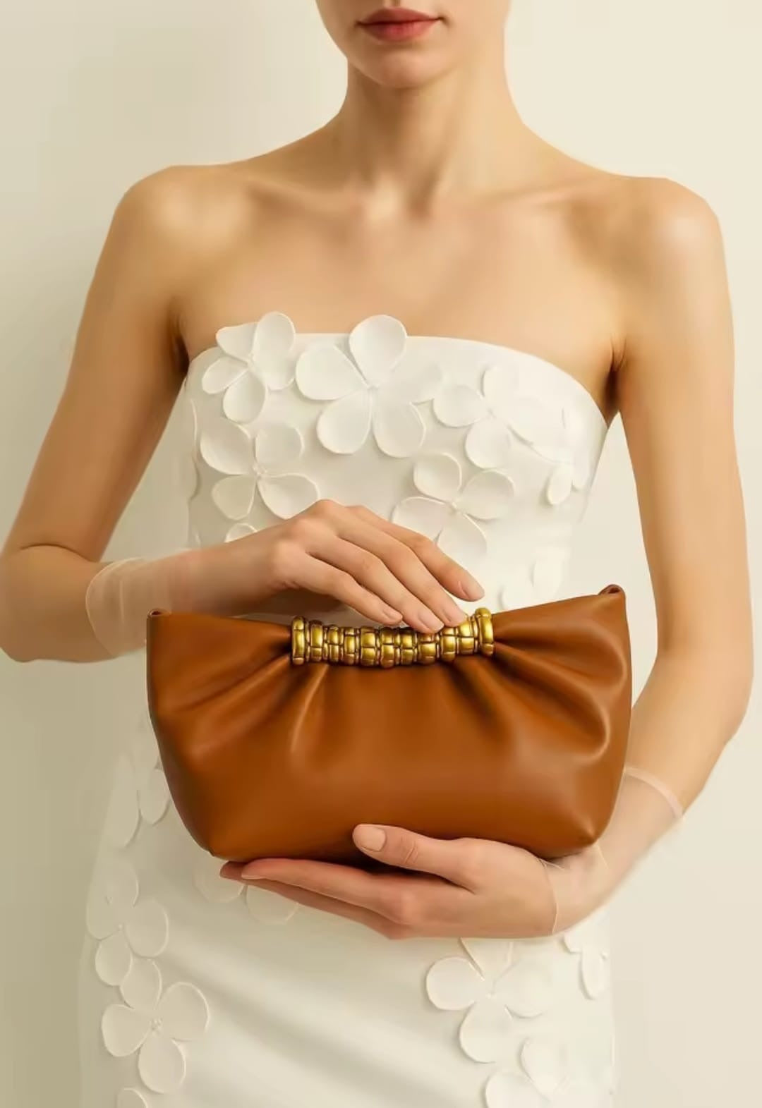 Alara™ Folded Shell Clutch Bag – Elegant Metal Frame Evening Handbag