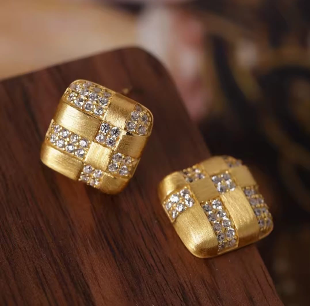 Estrella™ S925 Sterling Silver Stud Earrings – French Vintage Elegant Niche Design