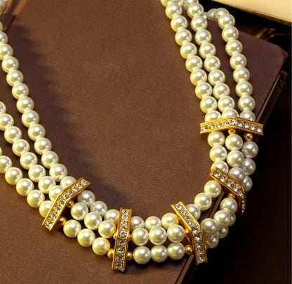 Bluvienne™ Triple-Woven Pearl Court Necklace – Retro Luxury Clavicle Jewelry