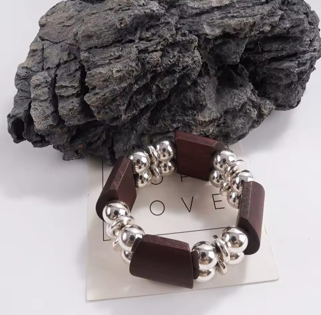 Kailora™ Modern Minimalist Silver Pearl Stretch Bracelet