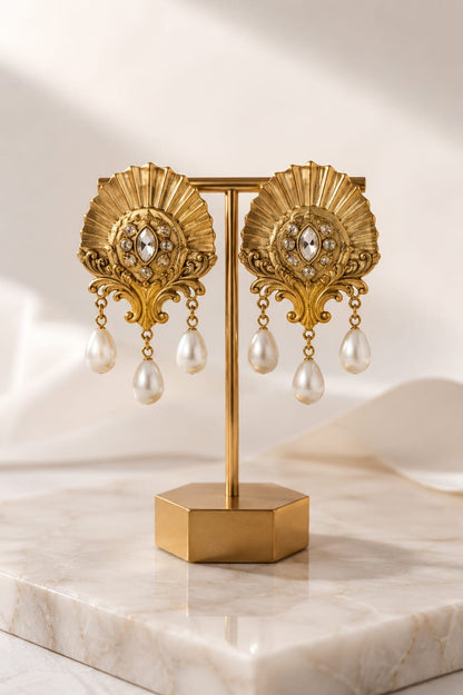 Celestique™ Elegant Pearl Tassel Shell Drop Earrings – Vintage Court Style Jewelry