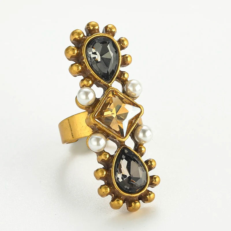 Fiora™ Vintage Luxury Crystal Ring