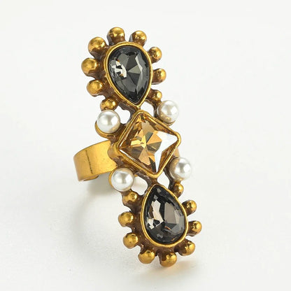 Fiora™ Vintage Luxury Crystal Ring