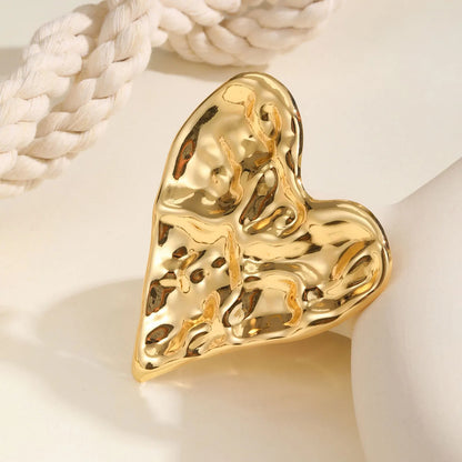 Vernier™ Luxurious Exaggerated Heart Vintage Brooch