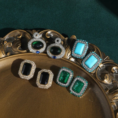 Asvent™ Vintage Black Crystal Square Stud Earrings