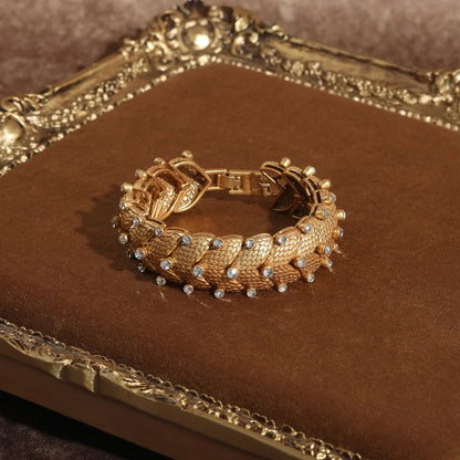 Bivante™ Vintage White Crystal Snake-Pattern Gold Bracelet