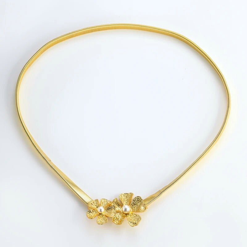Maravie™ Boho Bloom Pearl Necklace Vintage-inspired floral charm meets pe