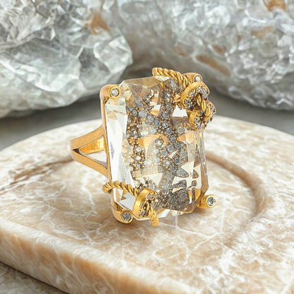 Oranella™ 18K Gold Claw-Set Crystal Ring – Vintage Luxury Gift for Women