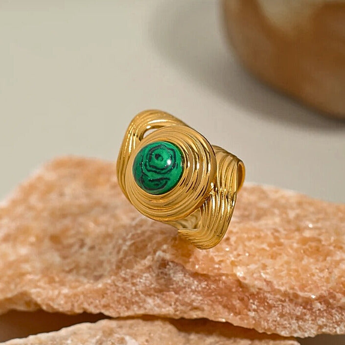 Solvéra™ –Textured Gold Ring with Pearl Accent